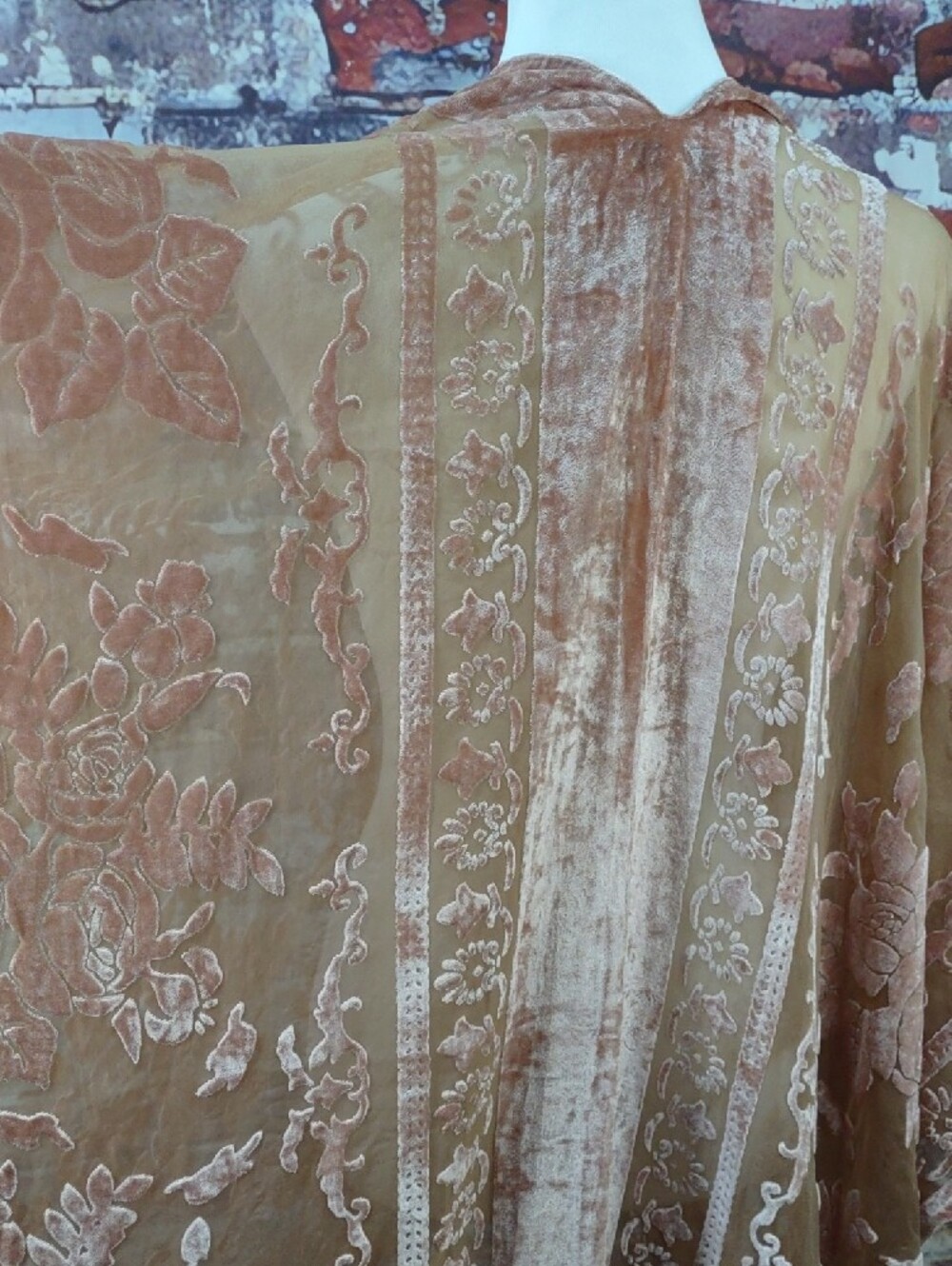 Woven Heart Sheer Burnout Velvet Kimono - Picture 10 of 14